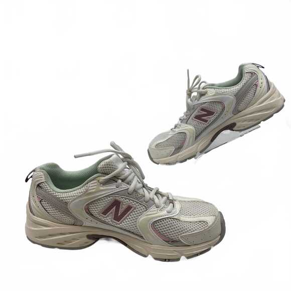 New Balance White & Pink Classic Sneakers | Women’s Size 8 - Picture 2 of 7